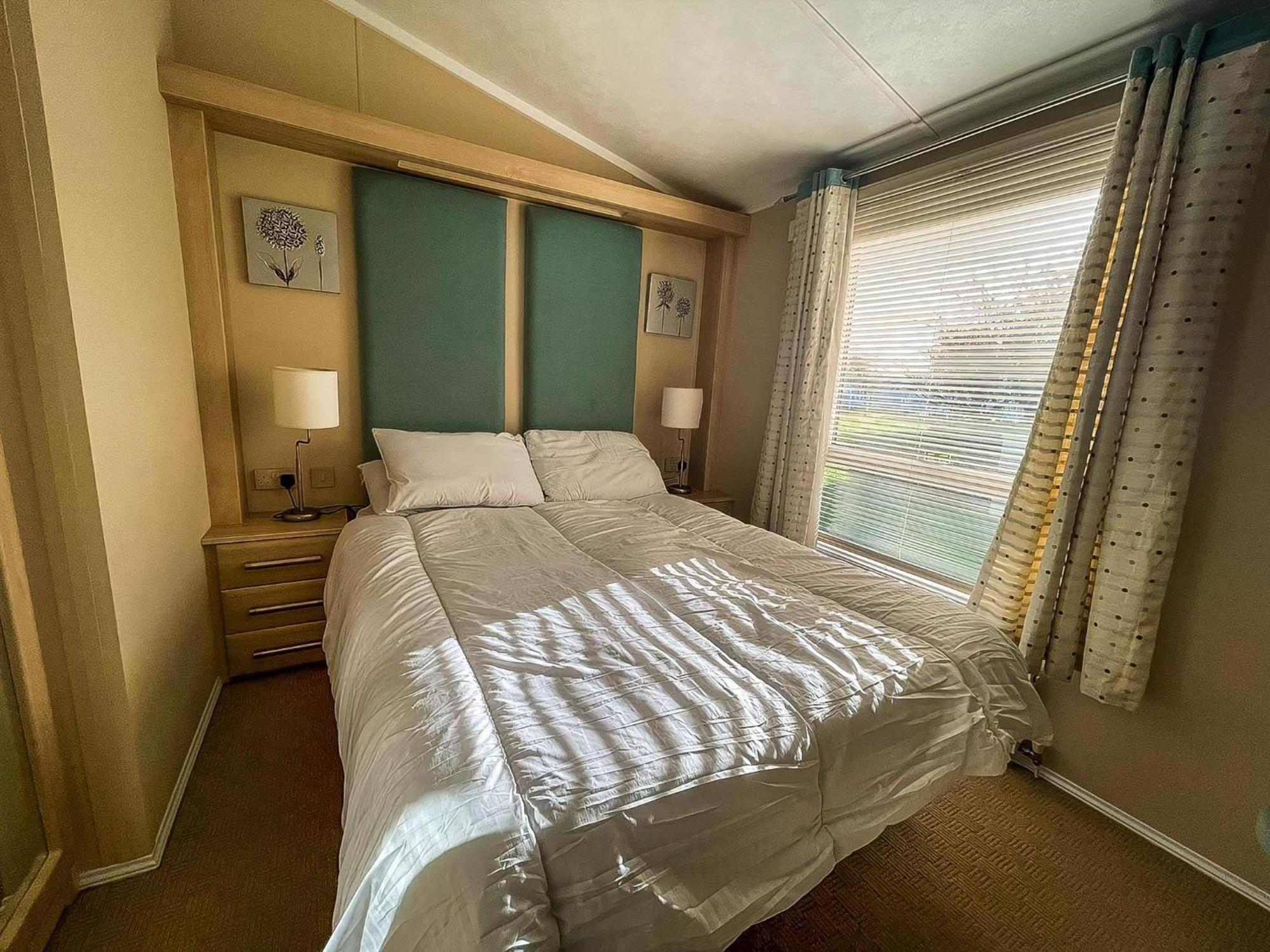 Hotel Stunning Caravan With Decking At Hopton Holiday Park In Norfolk Ref 80023W Great Yarmouth Esterno foto